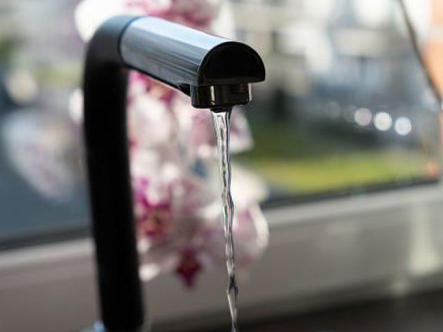 a running water faucet